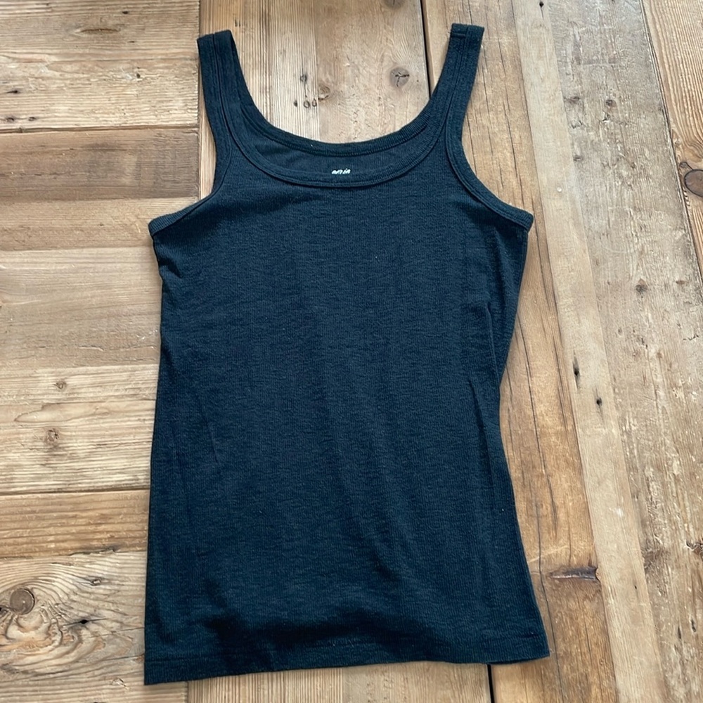 Aerie Tank